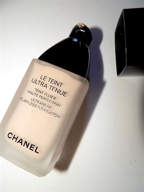 chanel le teint ultra tenue powder review|Chanel le teint ultra refill.